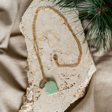 Load image into Gallery viewer, Festive 18k gold plated necklace with star charm in two colours