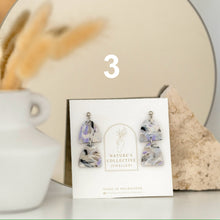 Load image into Gallery viewer, Dangly arch earrings