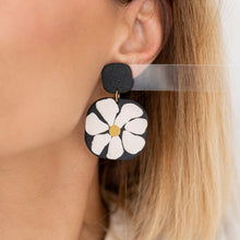 Load image into Gallery viewer, Textured Abstract Anemone Square Dangles