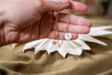 Load image into Gallery viewer, 18k gold pleated chain link bracelet / Clay keepsake bracelet / Gold filled paperclip chain bracelet with clay letters & gold filled charms