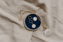 Load image into Gallery viewer, Beautiful Stars and Moon Gold Plated Paperclip Chain Jewellery Set