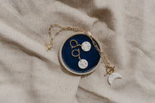 Load image into Gallery viewer, Beautiful Stars and Moon Gold Plated Paperclip Chain Jewellery Set
